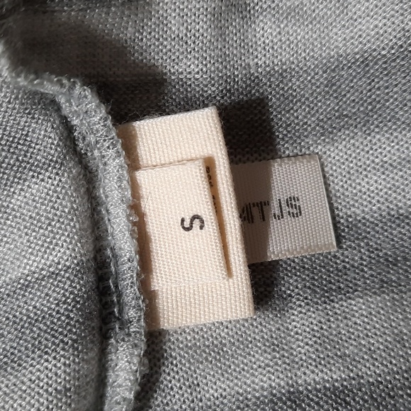 L’AGENCE Lace-Up Henley Striped Top Tencel Grey Soft Luxury Knit Sz S - Picture 5 of 8